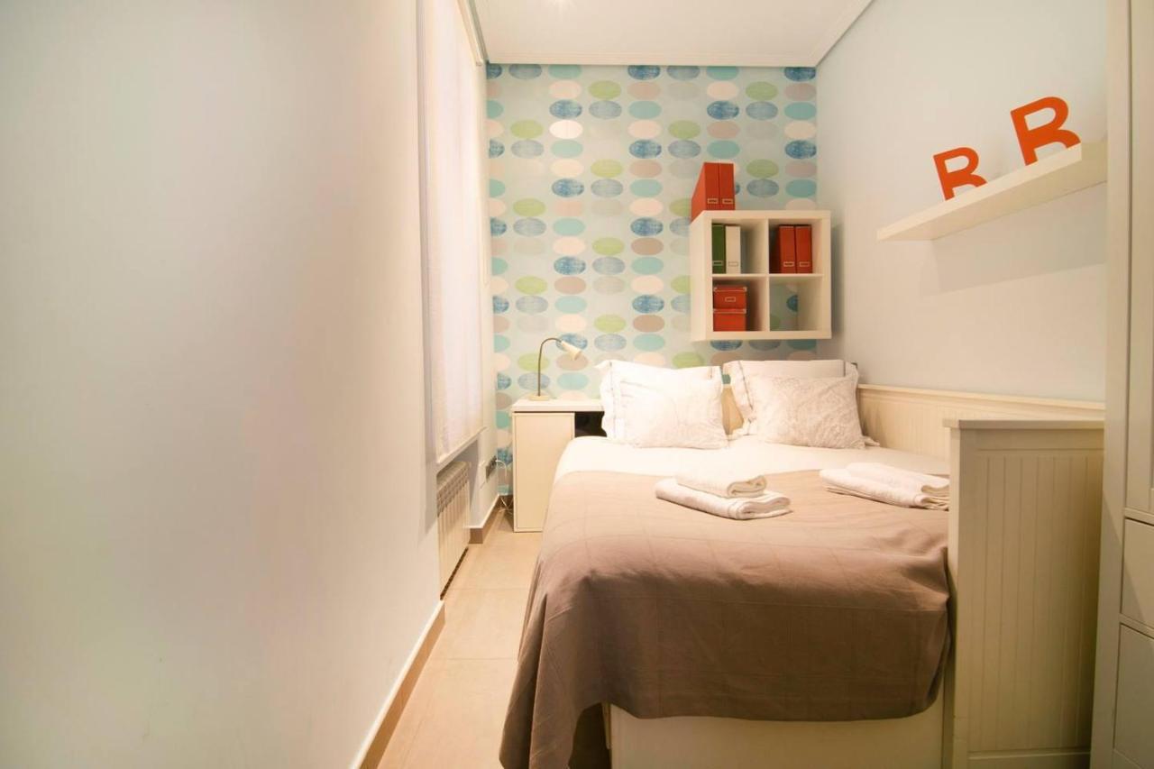 Cozy Apartment Near San Miguel Market By Batuecas مدريد المظهر الخارجي الصورة